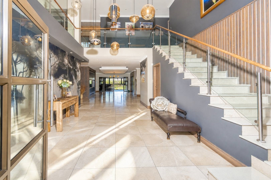 6 Bedroom Property for Sale in Birdwood Estate North West